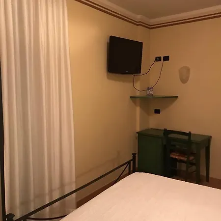 Della Luna
