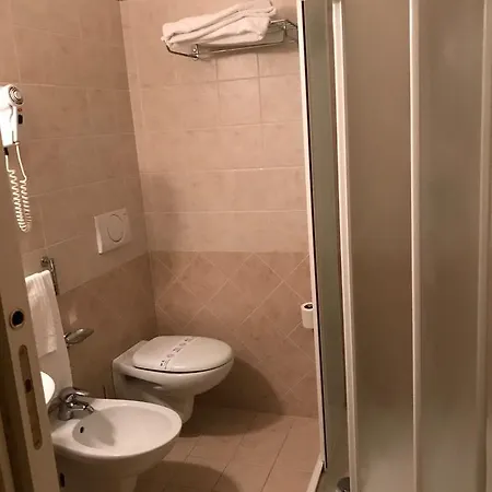 Della Luna Otel Fogliano Marina