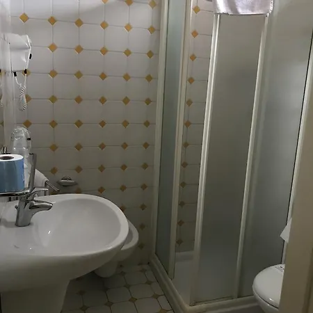 Della Luna Fogliano Marina