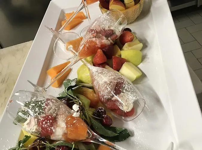 Della Luna מלון Fogliano Marina