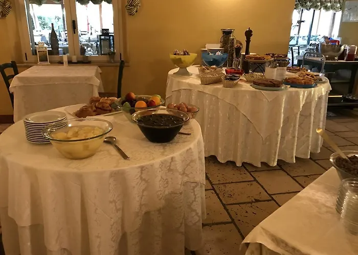 Della Luna * Fogliano Marina